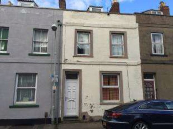 4 Bedroom Terraced
